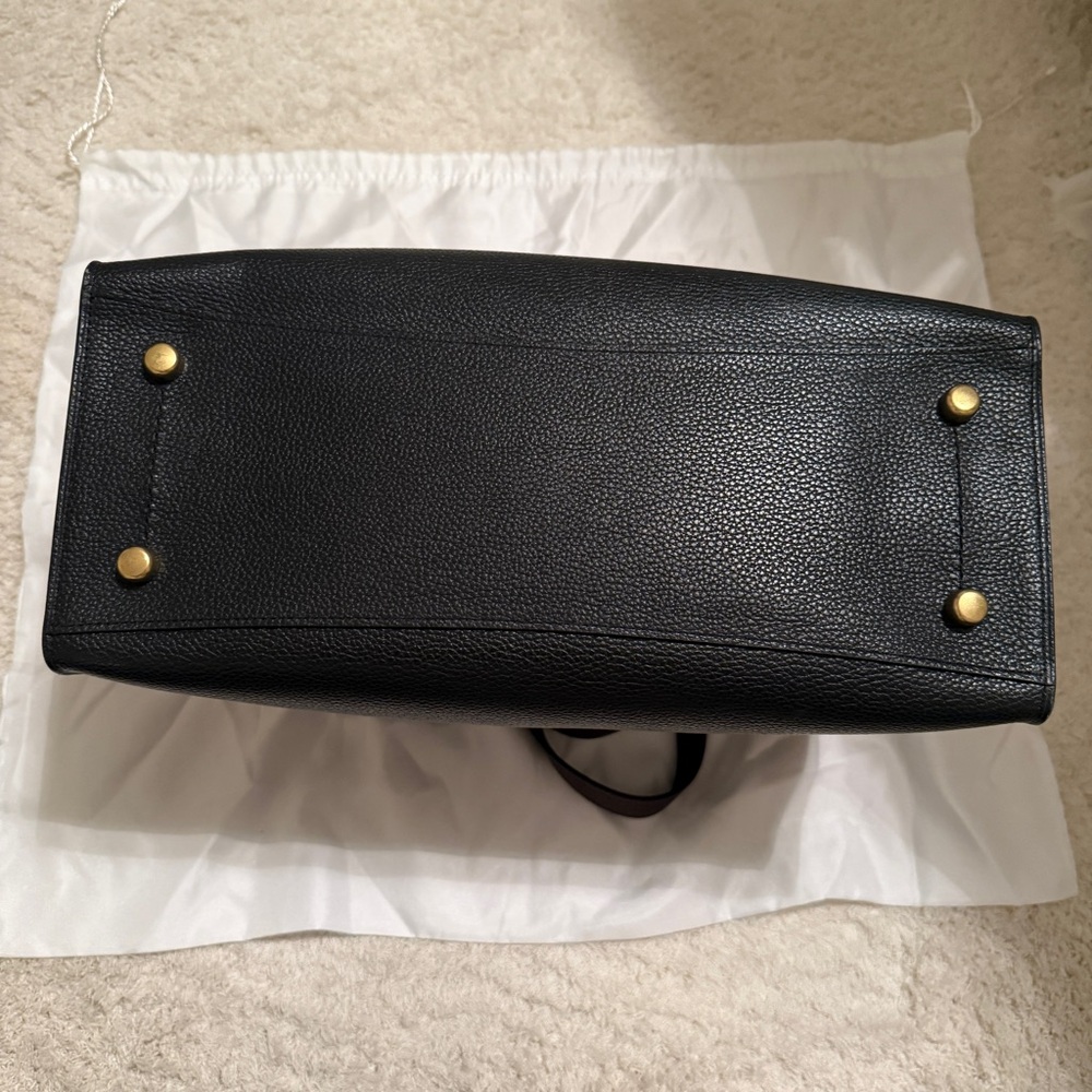 Coach Charlie Carryall with Scallop Rivets Handbag with Shoulder Strap - Picture 12 of 14